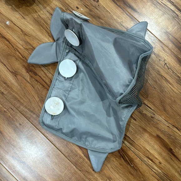 Baby bath tub toy holder and tap cover to protect from bumps - Picture 5 of 6